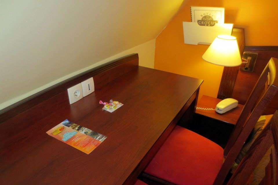 Hotel Crocus Caen Memorial Zimmer foto